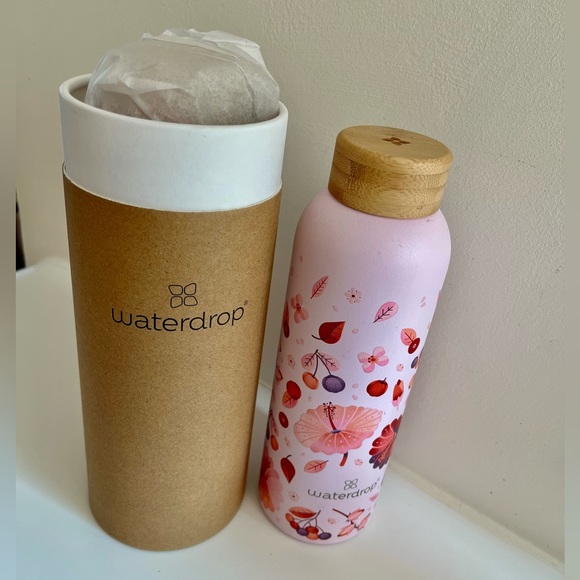 Insulated Water Bottle 20oz - pastel pink flowers - Never removed from package - Picture 4 of 7